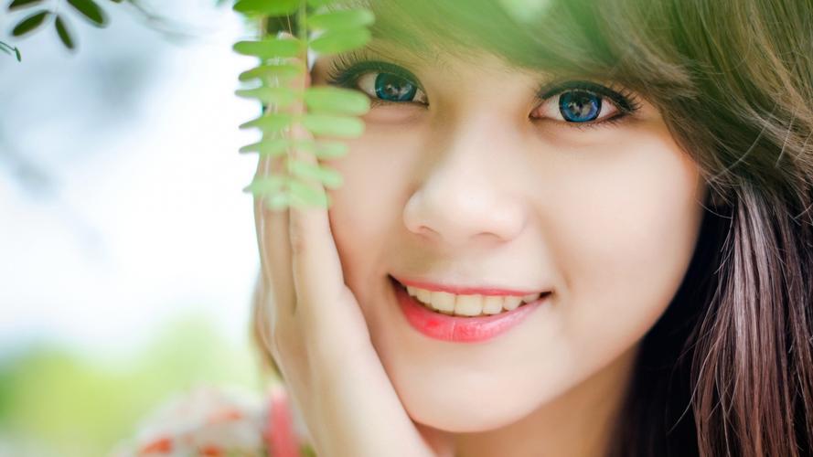 特朗普说“没人关心”爱泼斯坦，马斯克回怼：赶紧公布文件！ | 国际识局